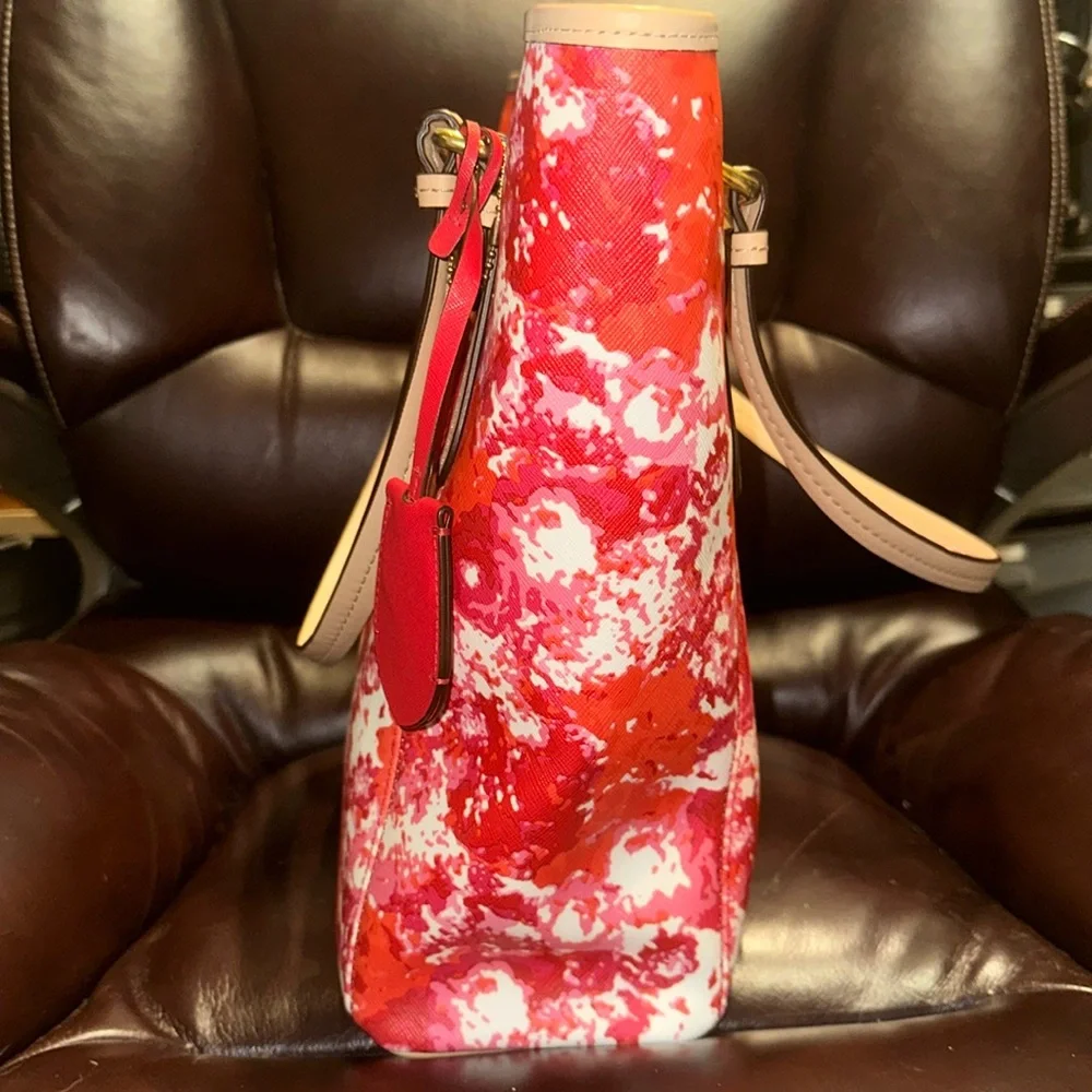 New Coach Peyton Floral Leather Zip Top Tote **Read description** - Picture 6 of 16
